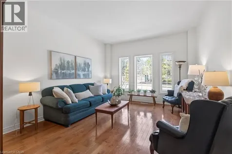 29 Gaines Avenue Dundas ON L9H 7M4