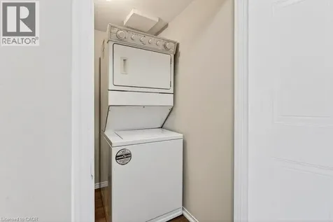 5070 Pinedale Avenue Burlington ON L7L 5V6
