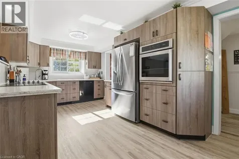 9043 Ridge Road Niagara Falls ON L3B 5N7