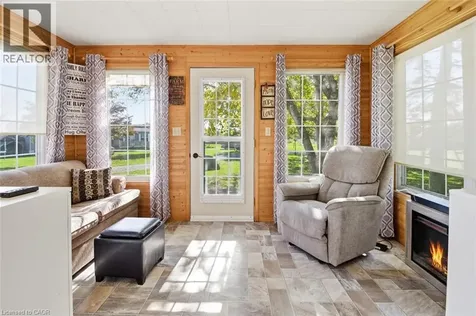 9043 Ridge Road Niagara Falls ON L3B 5N7