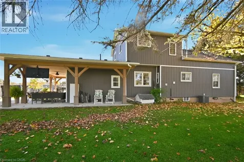 9043 Ridge Road Niagara Falls ON L3B 5N7