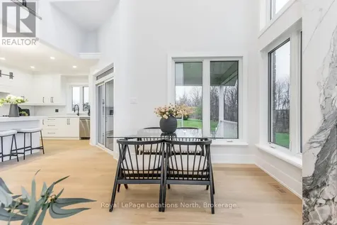 6 Butternut Crescent Wasaga Beach ON L9Z 3S9