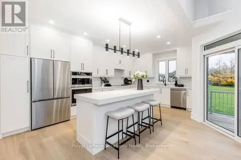 6 Butternut Crescent Wasaga Beach ON L9Z 3S9