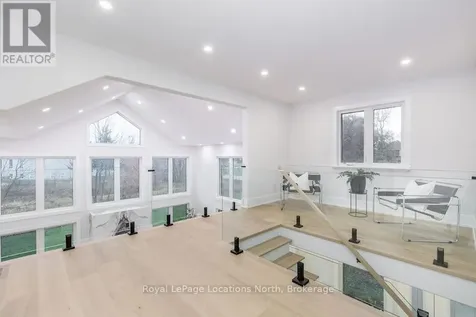 6 Butternut Crescent Wasaga Beach ON L9Z 3S9