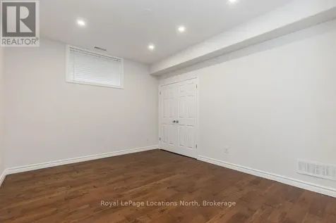 6 Butternut Crescent Wasaga Beach ON L9Z 3S9