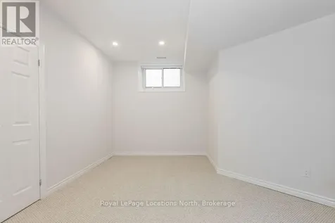 6 Butternut Crescent Wasaga Beach ON L9Z 3S9