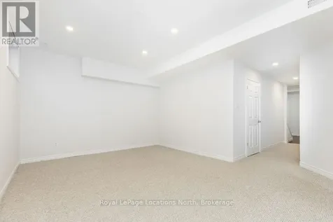 6 Butternut Crescent Wasaga Beach ON L9Z 3S9