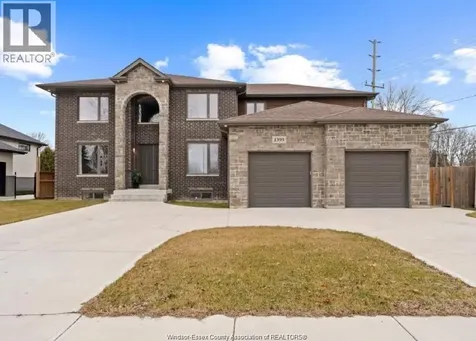 1599 Outram Avenue Lasalle ON N9J 3M3