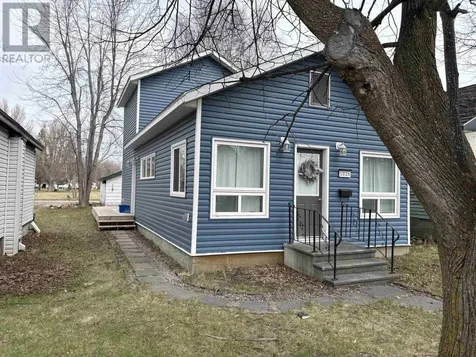 1026 Third St E Fort Frances ON P9A 1S4