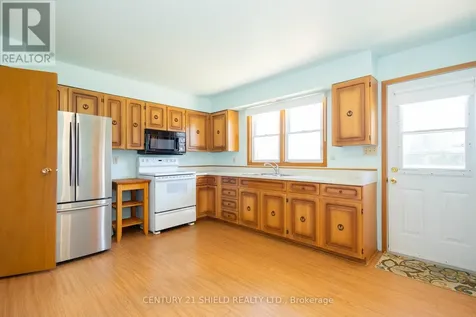 901 Laflin Street Cornwall ON K6J 5J3
