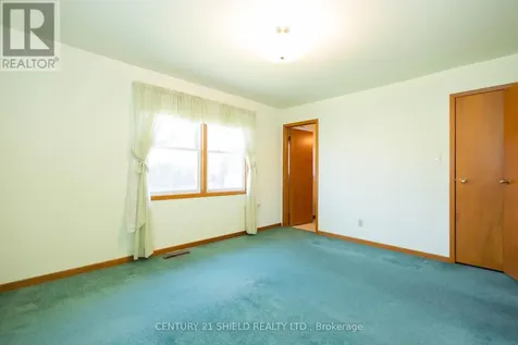 901 Laflin Street Cornwall ON K6J 5J3