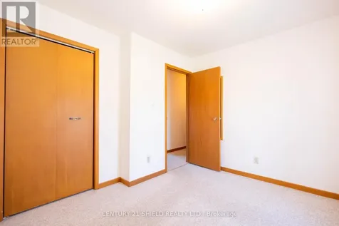 901 Laflin Street Cornwall ON K6J 5J3