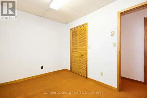 901 Laflin Street Cornwall ON K6J 5J3