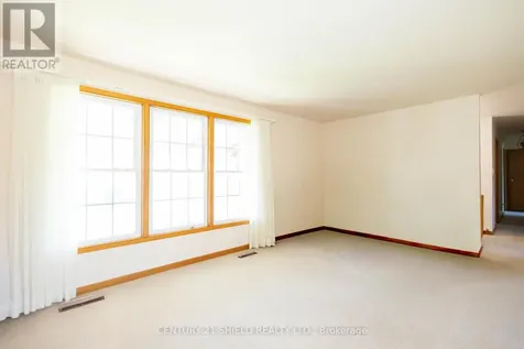 901 Laflin Street Cornwall ON K6J 5J3