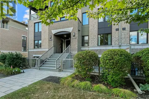 283 Titanium Private North Ottawa ON K1C 0A5