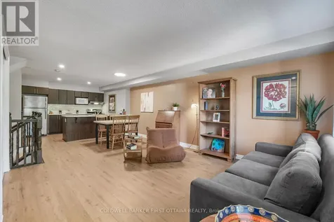 283 Titanium Private North Ottawa ON K1C 0A5