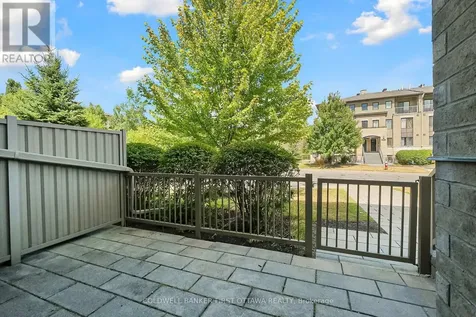 283 Titanium Private North Ottawa ON K1C 0A5