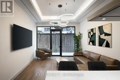 331 Cooper Street Ottawa ON K2P 0G5