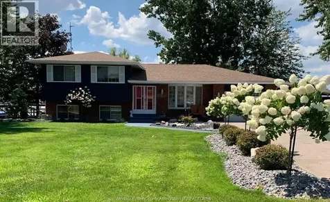 19085 Blue Water Avenue Lakeshore ON N0P 2L0