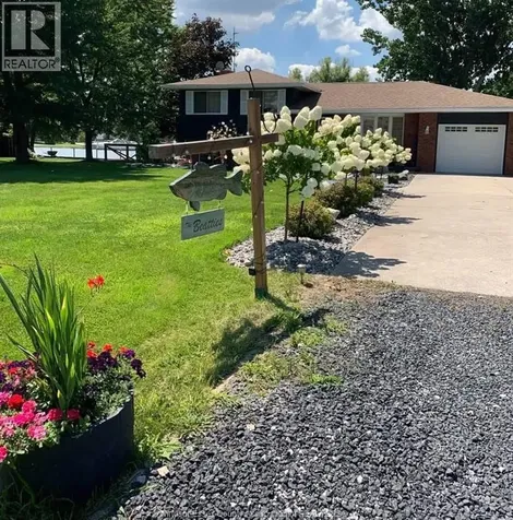 19085 Blue Water Avenue Lakeshore ON N0P 2L0