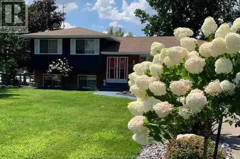 19085 Blue Water Avenue Lakeshore ON N0P 2L0