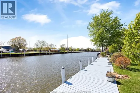 19085 Blue Water Avenue Lakeshore ON N0P 2L0