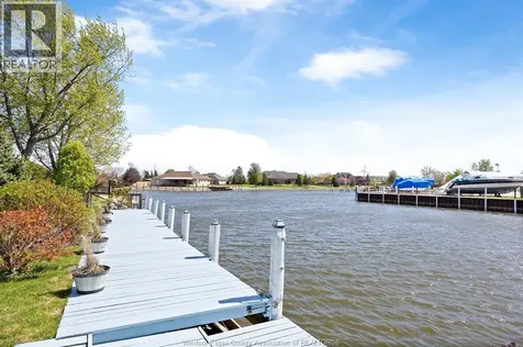19085 Blue Water Avenue Lakeshore ON N0P 2L0