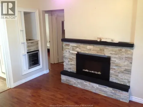 1819 Byng Windsor ON N8W 3E1