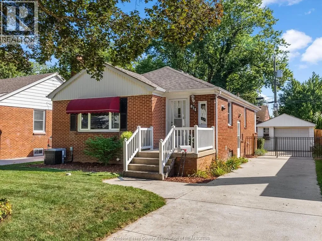 854 Belleperche Place Windsor ON N8S 3C1