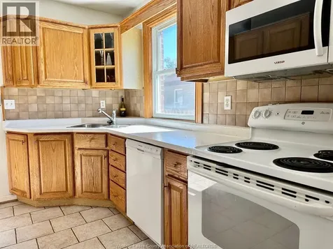 854 Belleperche Place Windsor ON N8S 3C1