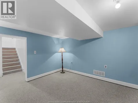 854 Belleperche Place Windsor ON N8S 3C1