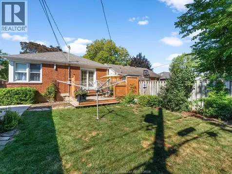854 Belleperche Place Windsor ON N8S 3C1