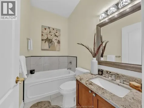 4955 Riverside Drive Windsor ON N8Y 5A3