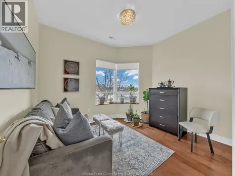 4955 Riverside Drive Windsor ON N8Y 5A3