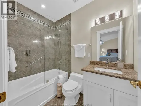 4955 Riverside Drive Windsor ON N8Y 5A3