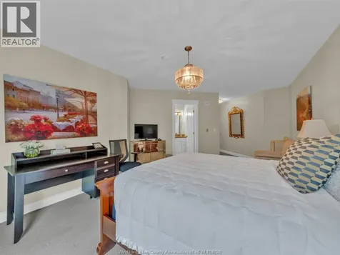 4955 Riverside Drive Windsor ON N8Y 5A3