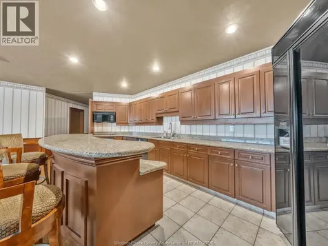 4955 Riverside Drive Windsor ON N8Y 5A3