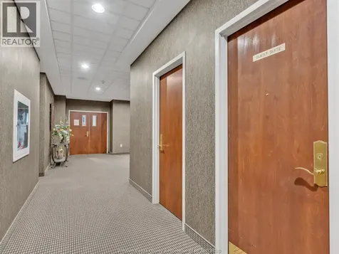 4955 Riverside Drive Windsor ON N8Y 5A3