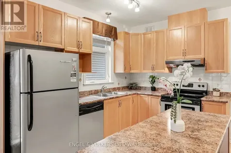 257 Bulrush Crescent Ottawa ON K1T 0E5