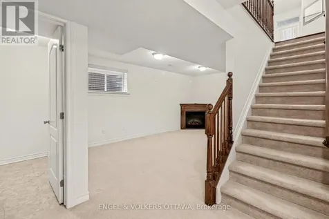 257 Bulrush Crescent Ottawa ON K1T 0E5