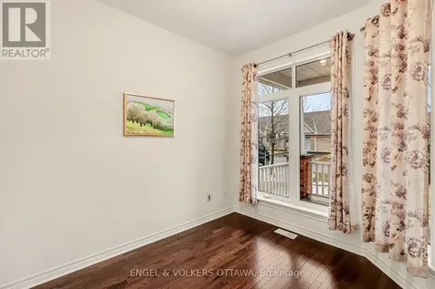 257 Bulrush Crescent Ottawa ON K1T 0E5