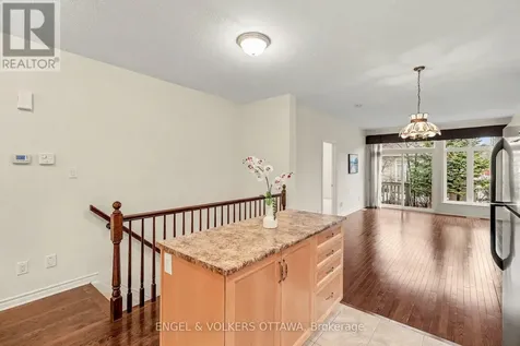 257 Bulrush Crescent Ottawa ON K1T 0E5