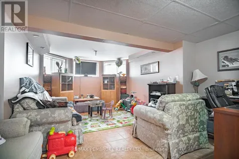 1692 Black Bay Road Petawawa ON K8H 2W8