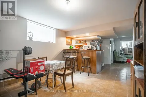 1692 Black Bay Road Petawawa ON K8H 2W8