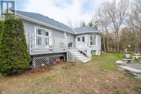 1692 Black Bay Road Petawawa ON K8H 2W8