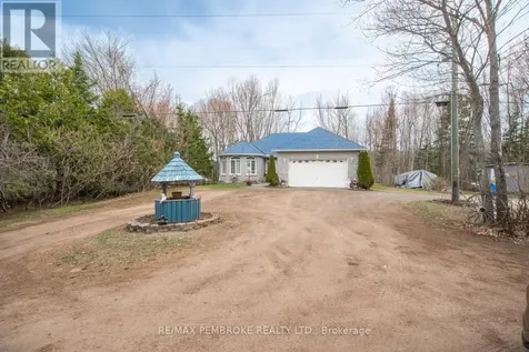 1692 Black Bay Road Petawawa ON K8H 2W8