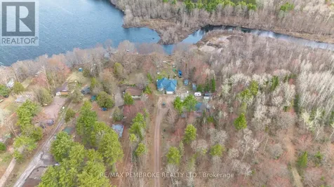 1692 Black Bay Road Petawawa ON K8H 2W8