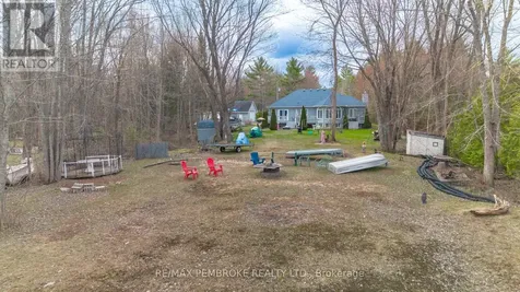 1692 Black Bay Road Petawawa ON K8H 2W8