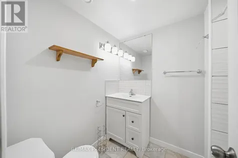 498 B Grey Street Brantford ON N3S 7L4