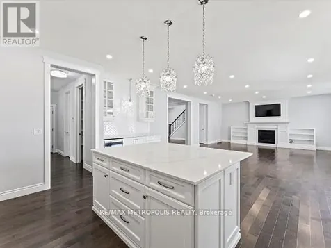 925 Lakewood Crescent Lakeshore ON N8L 1G6